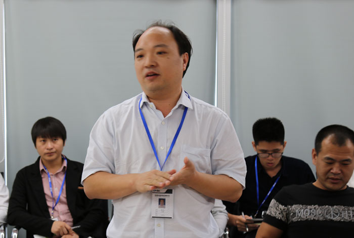 朗邁2015第三季度銷售總結(jié)大會暨培訓會議圓滿閉幕-4.jpg